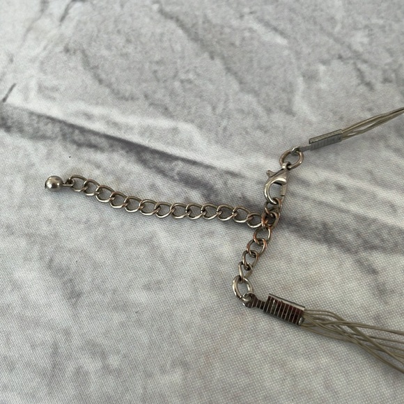 Multi strand faux pearls and beads necklace - Picture 5 of 6